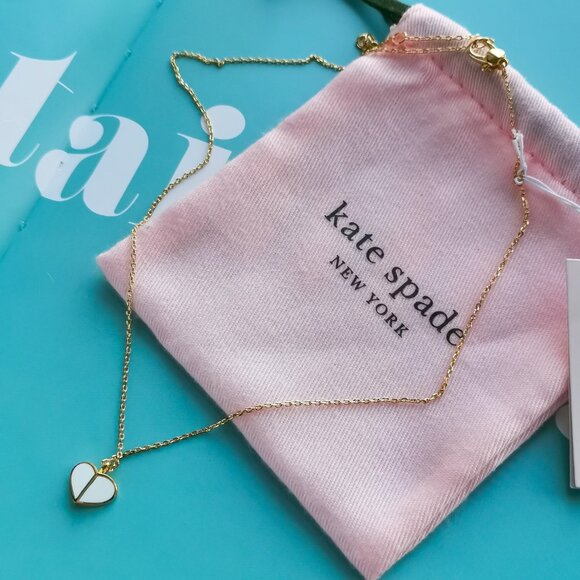 heritage spade enamel heart mini necklace white - Picture 2 of 3